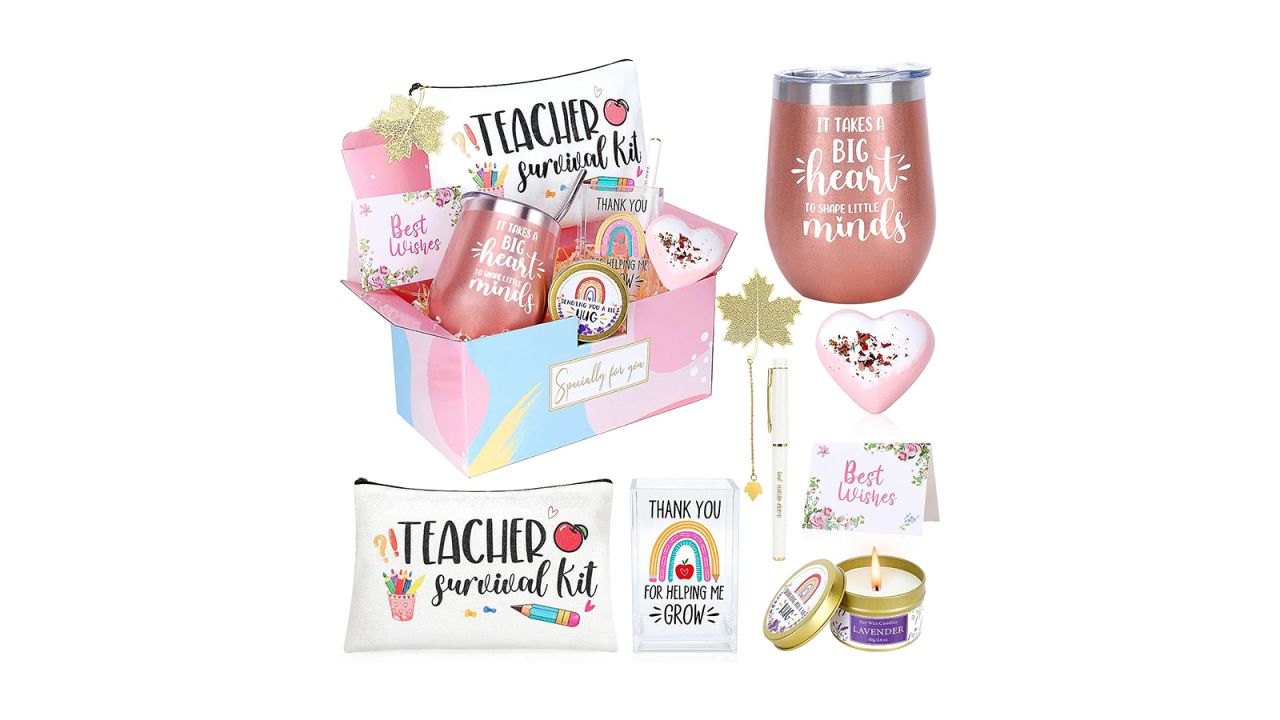 40 Personalized Teacher Gifts That Are Thoughtful and Unique