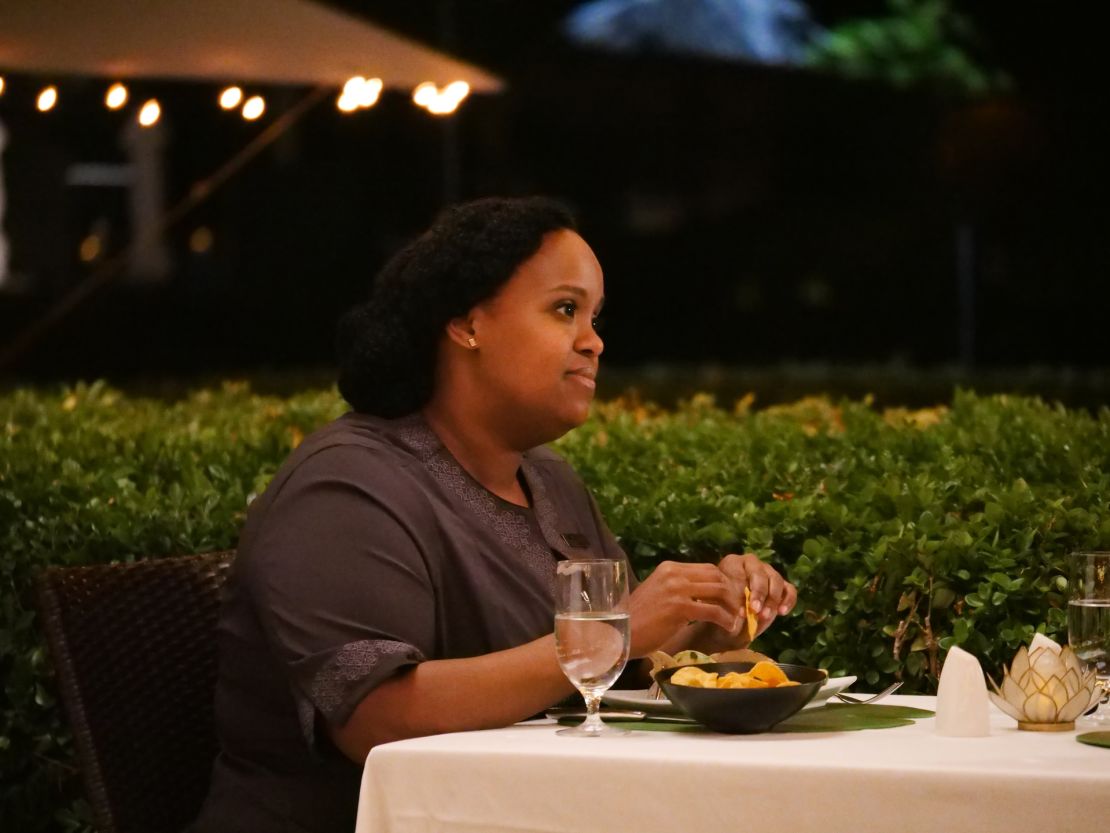 Natasha Rothwell in a scene from the first season of "The White Lotus."