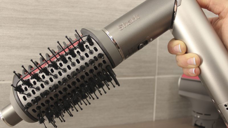 ドライヤー　shark dyson refa Shark FlexStyle or Dyson Airwrap: Which Styling Tool Is for You