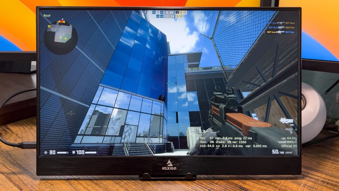 What to know before you buy a portable monitor - Edge Up