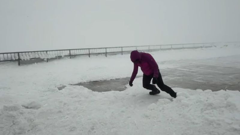 State park workers battle 120 mph wind gusts in New Hampshire