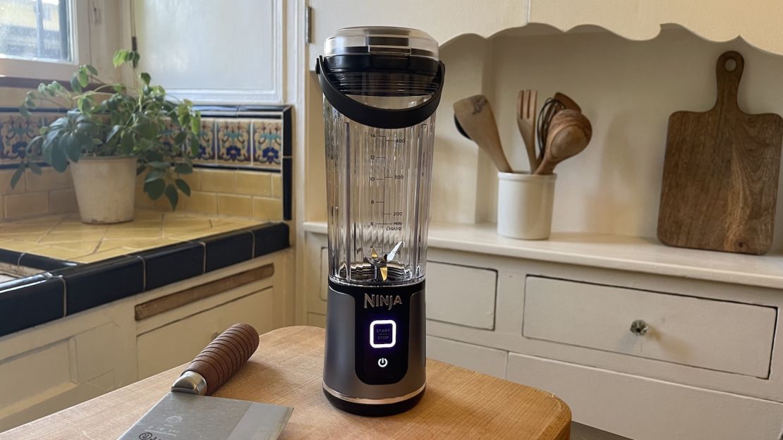 This Ninja Foodi Blender Is The Most Powerful Smoothie Maker We've Ever  Seen