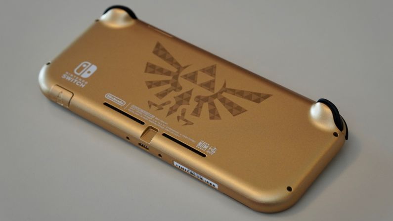 Nintendo Switch Lite- Hyrule Edition back.jpg