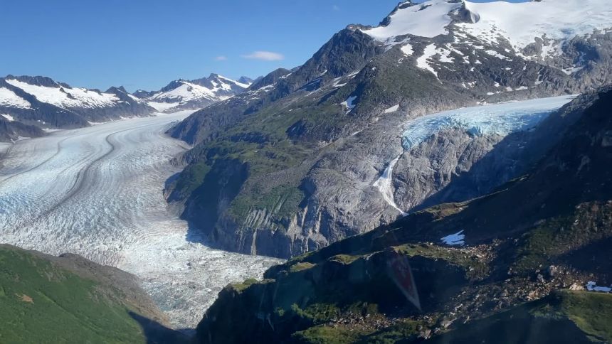 Juneau flood: A glacier outburst is underway in Alaska. It's sending a wave  of water surging toward Juneau | CNN