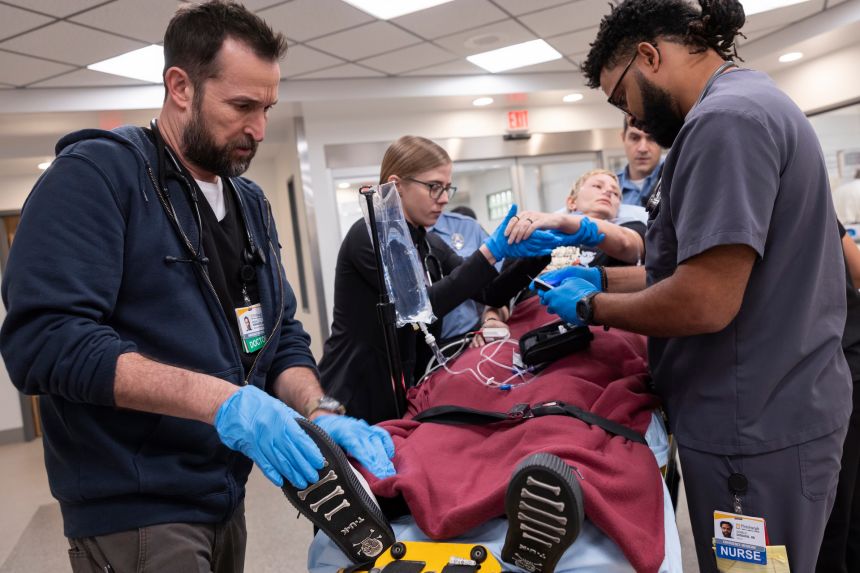 Noah Wyle, Taylor Dearden, Brandon Mendez Homer in “The Pitt.