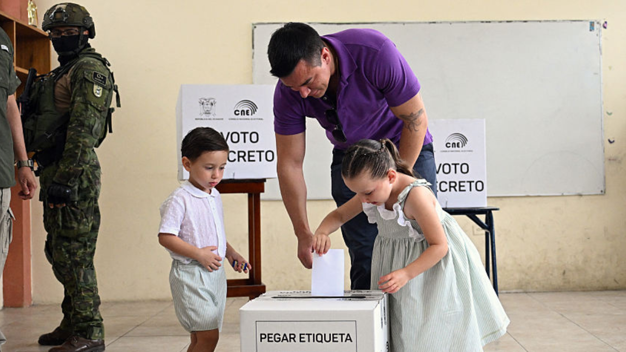 NOBOA VOTO.png