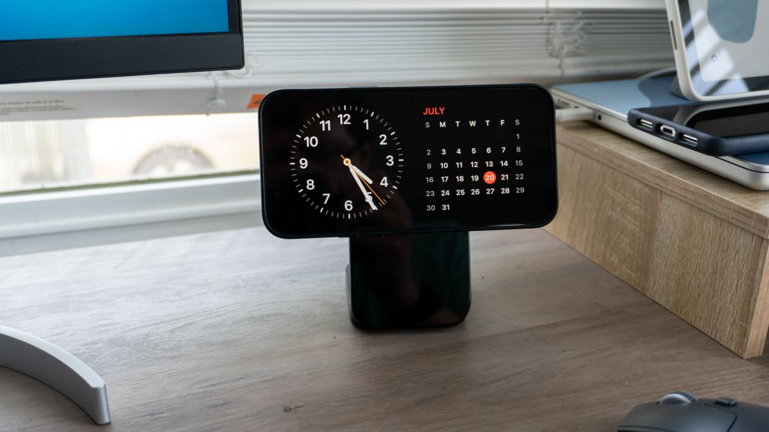 Nomad Stand review: An iPhone charger for Standby mode