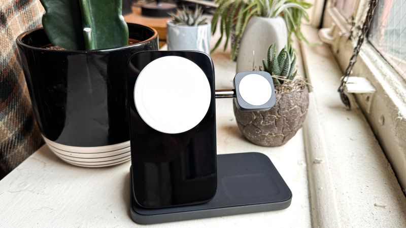 ‼️NOMAD Stand One Max‼️ Nomad Stand One Max Review: A Near-Perfect Bedside Charger