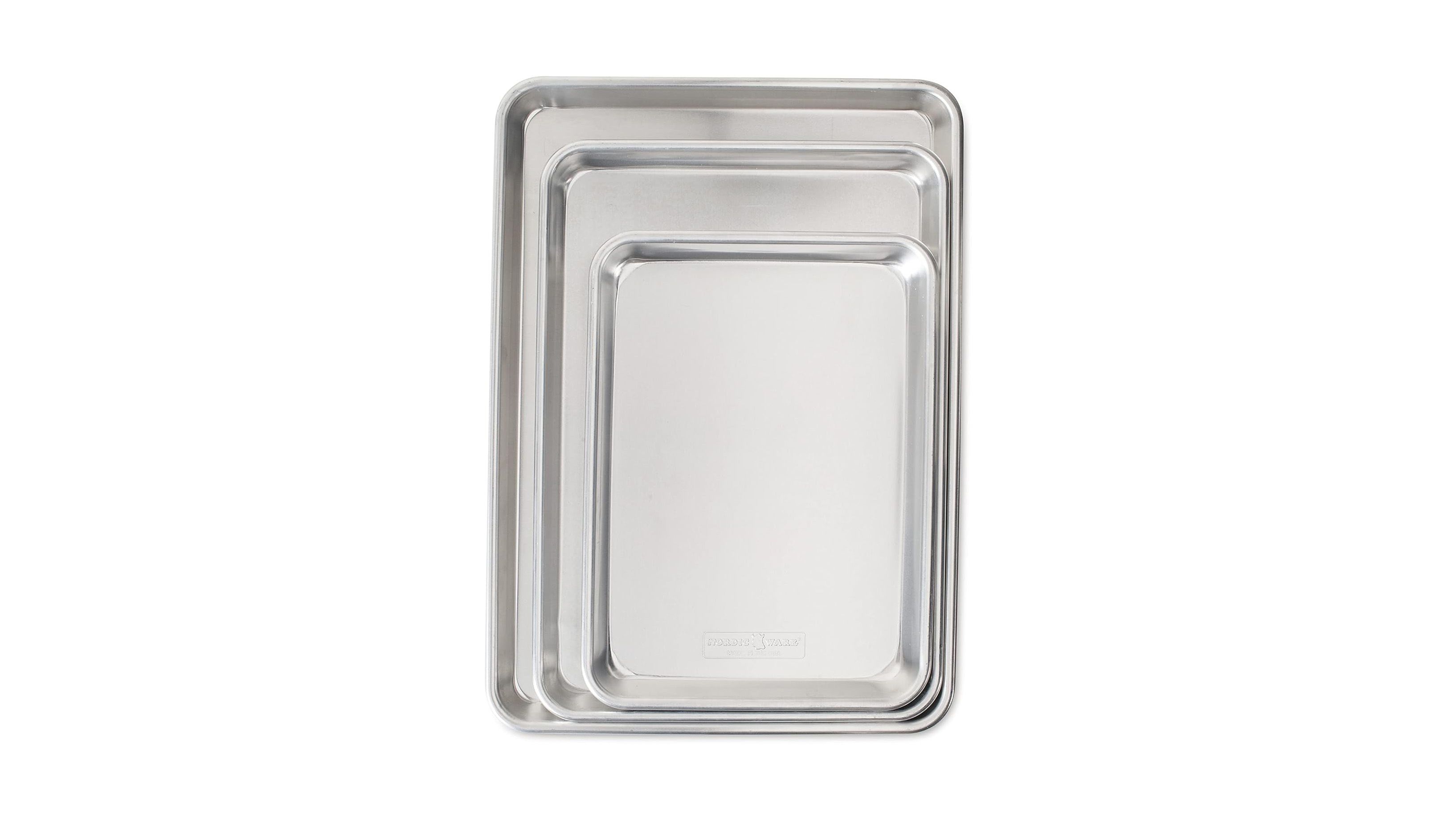 Nordic Ware Naturals 9 inch Square Cake Pan with Lid - The Tree & Vine