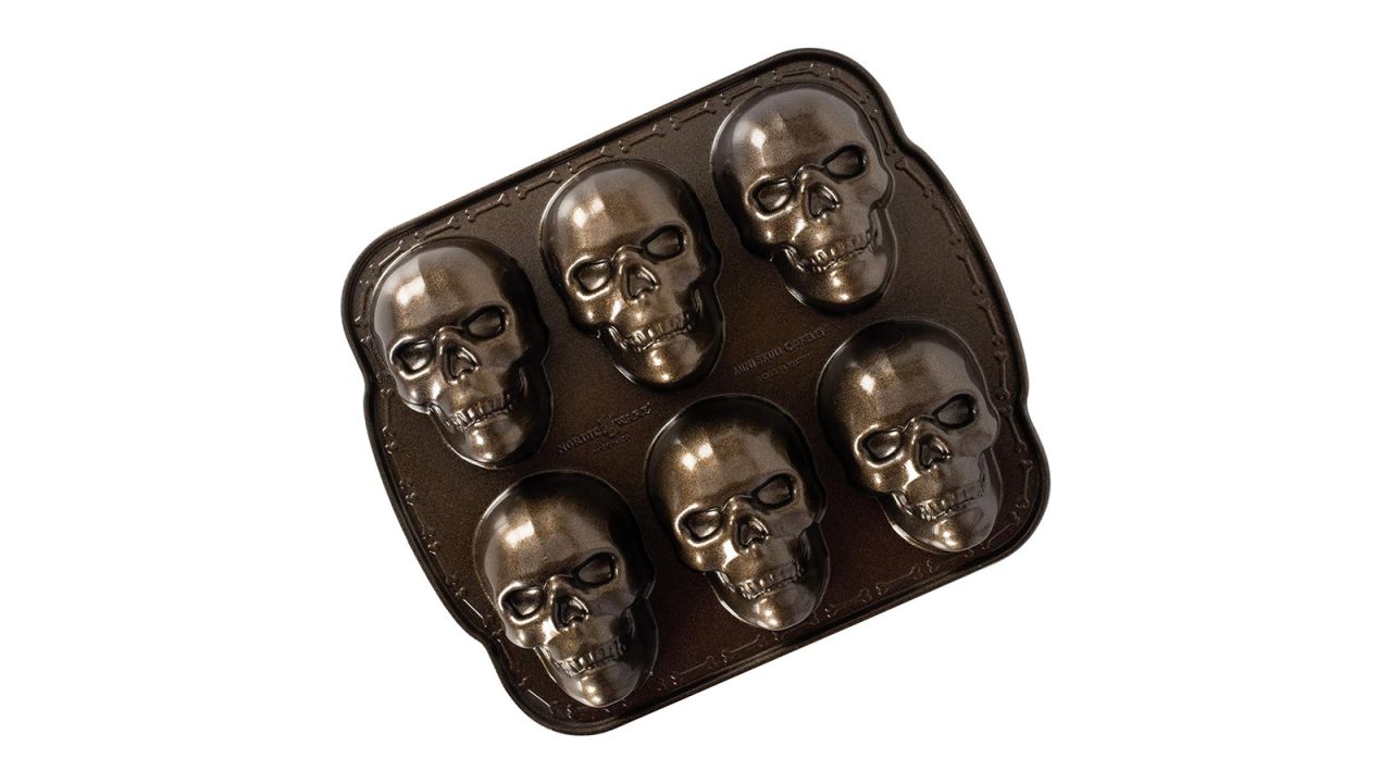 Nordic Ware Haunted Skull Cakelet Pan.jpg