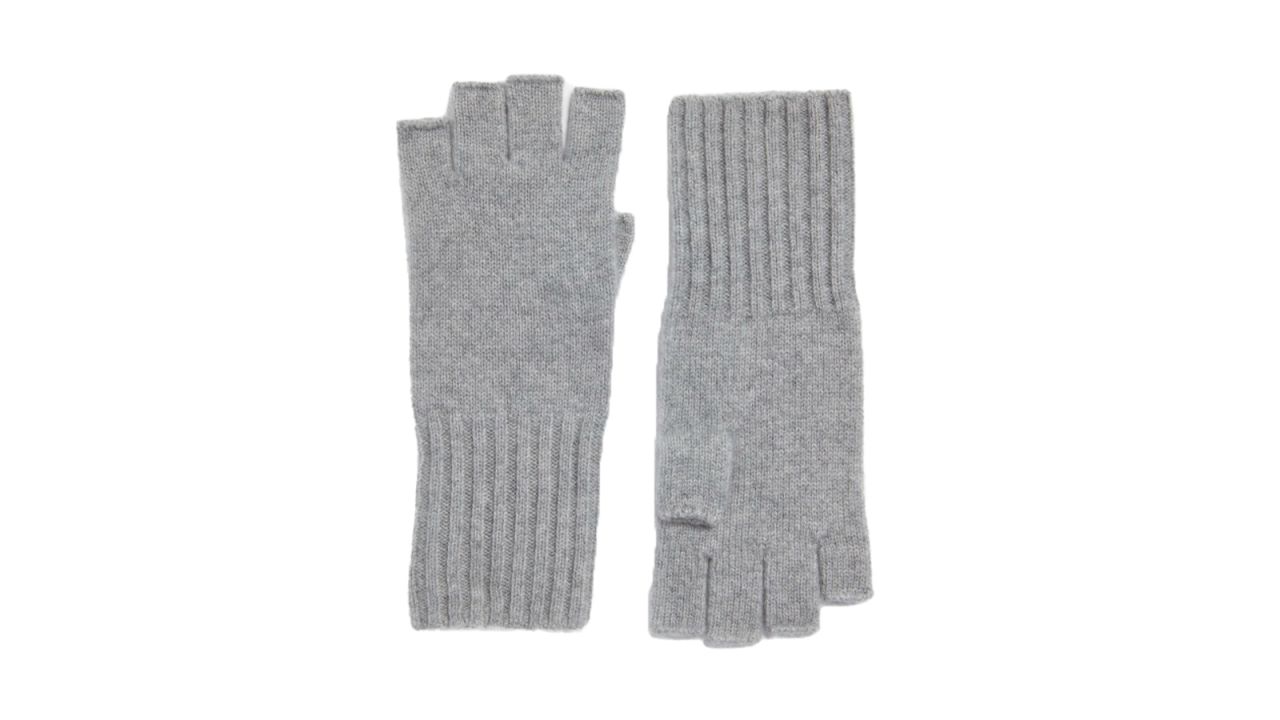 https://media.cnn.com/api/v1/images/stellar/prod/nordstrom-recycled-cashmere-blend-fingerless-gloves-cnnu.jpg?c=16x9&q=h_720,w_1280,c_fill