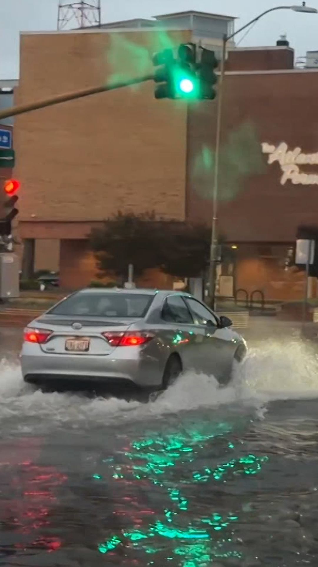 noreaster vert.jpg