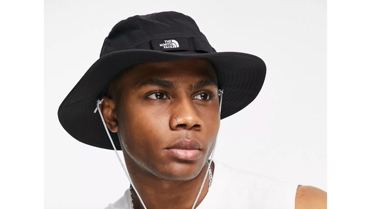 Man wearing North Face Class V Brimmer hat in black