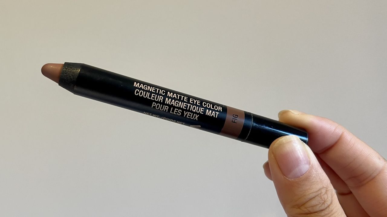 Nudestix Magnetic Eye Color eye shadow pencil in Fig