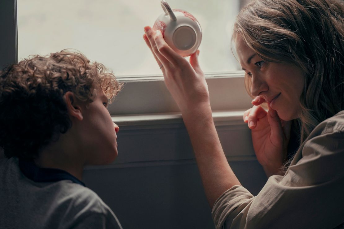 Caleb Dolden and Yvonne Strahovski in "Teacup."