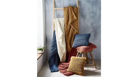 Oake Chunky Knit Throw