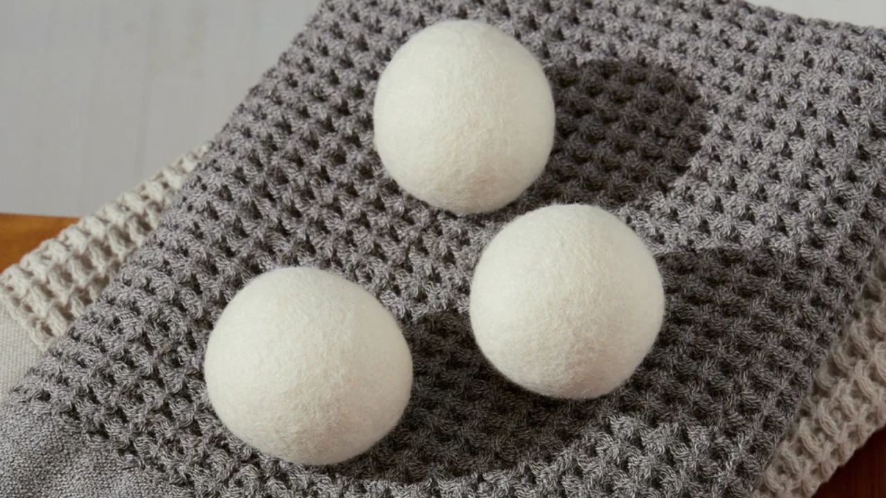 Onsen Wool Dryer Balls.jpg