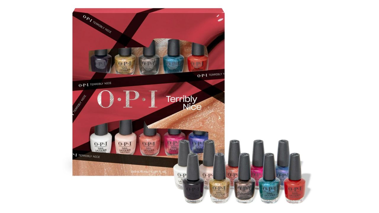 opi holiday set cnnu.jpg