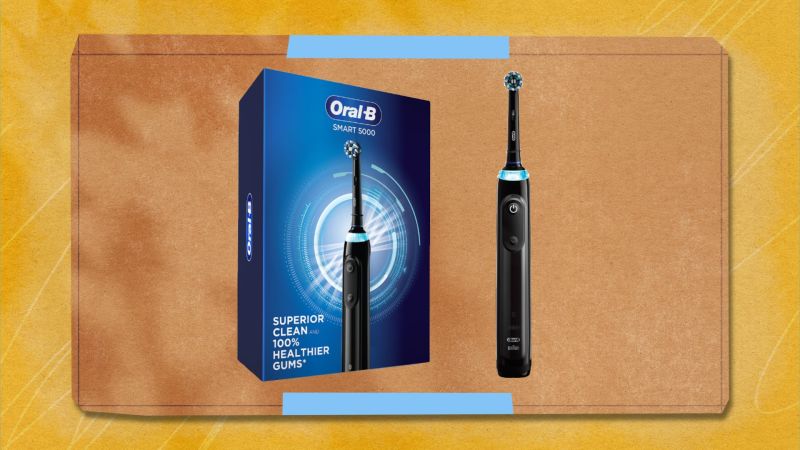 Save 59% on the Oral-B Smart 5000 electric toothbrush at Amazon