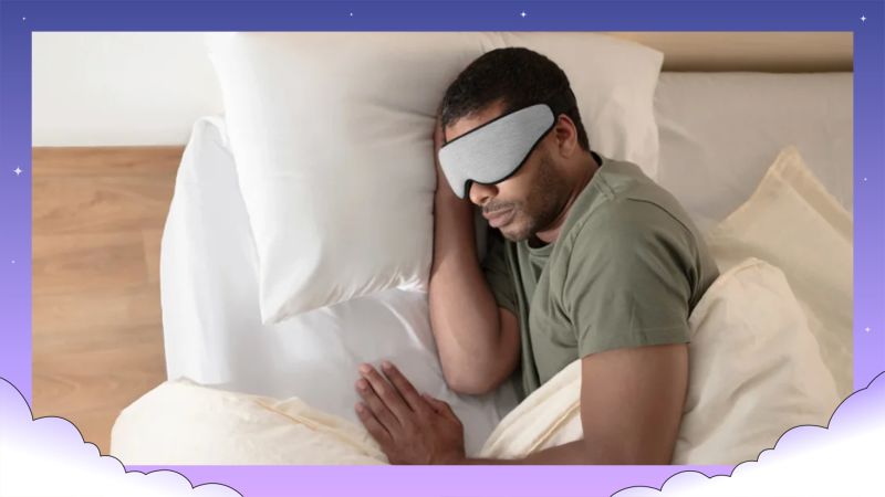 Relaxing store eye mask