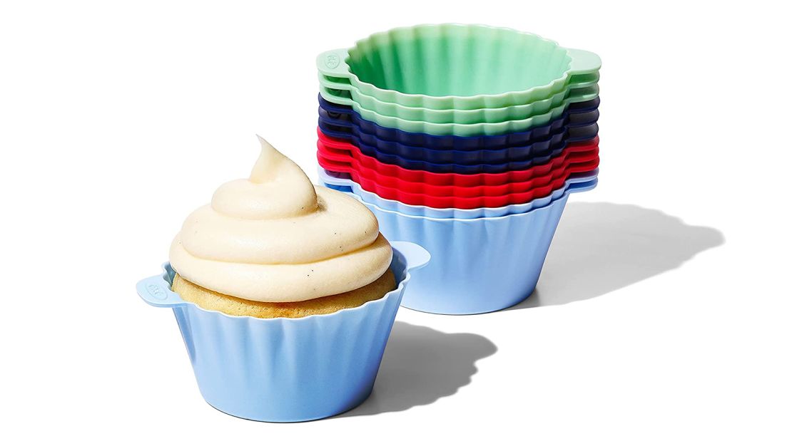 SET OF 12 STANDARD SILICONE MUFFIN CUPS