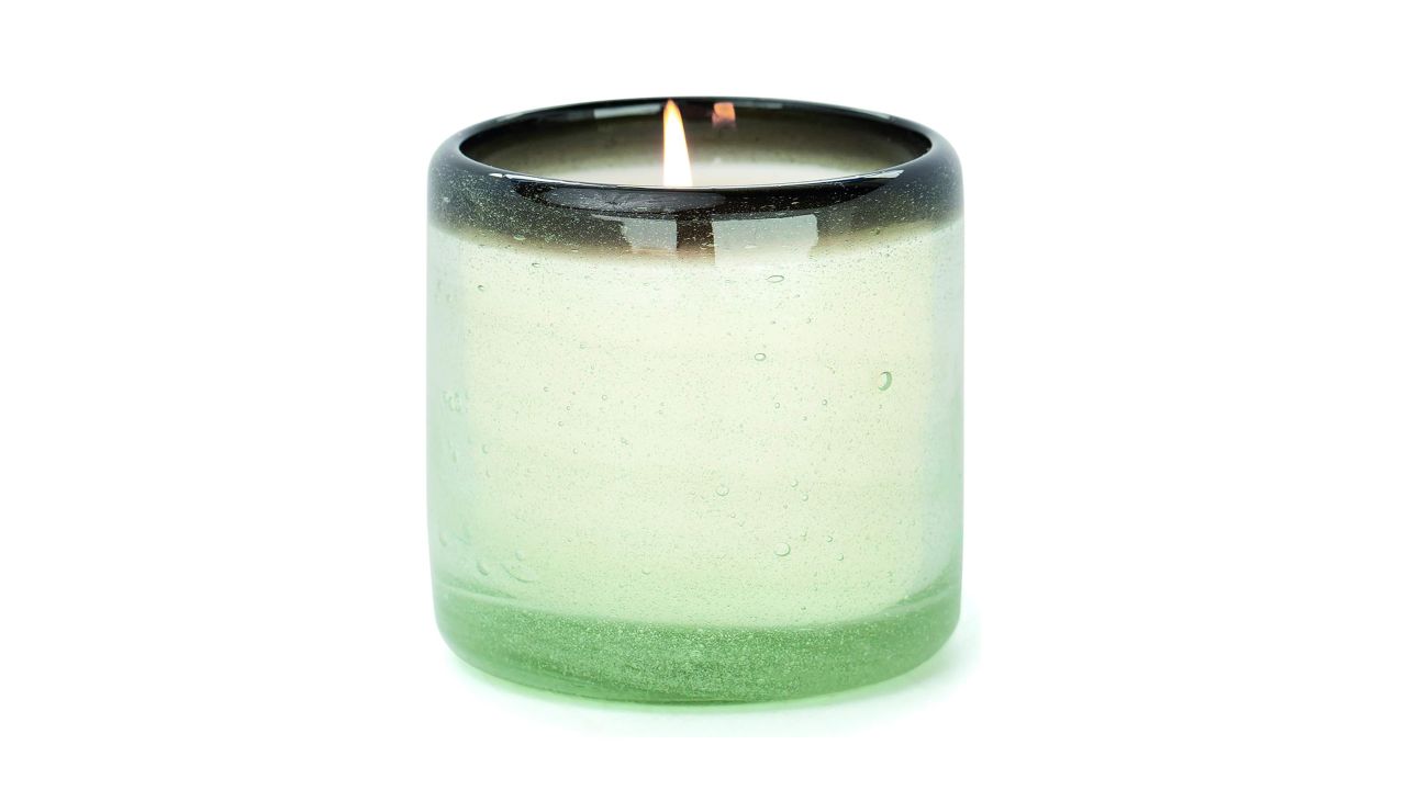 paddywax la playa candle cnnu.jpg