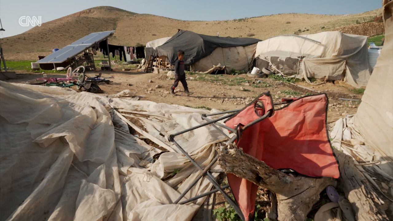 Palestinians forced off land THUMB 3.jpg