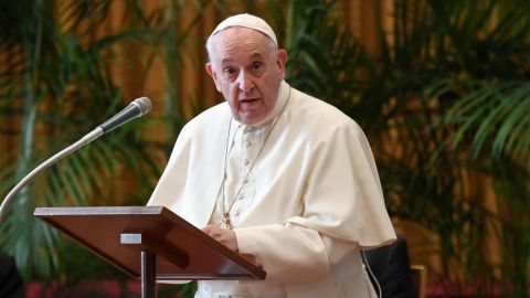 El papa Francisco habla durante el encuentro "Fe y Ciencia: Hacia la COP26" en el Vaticano el 4 de octubre de 2021.