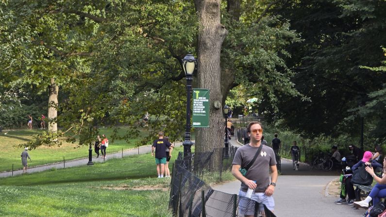 The same park sign from far away again