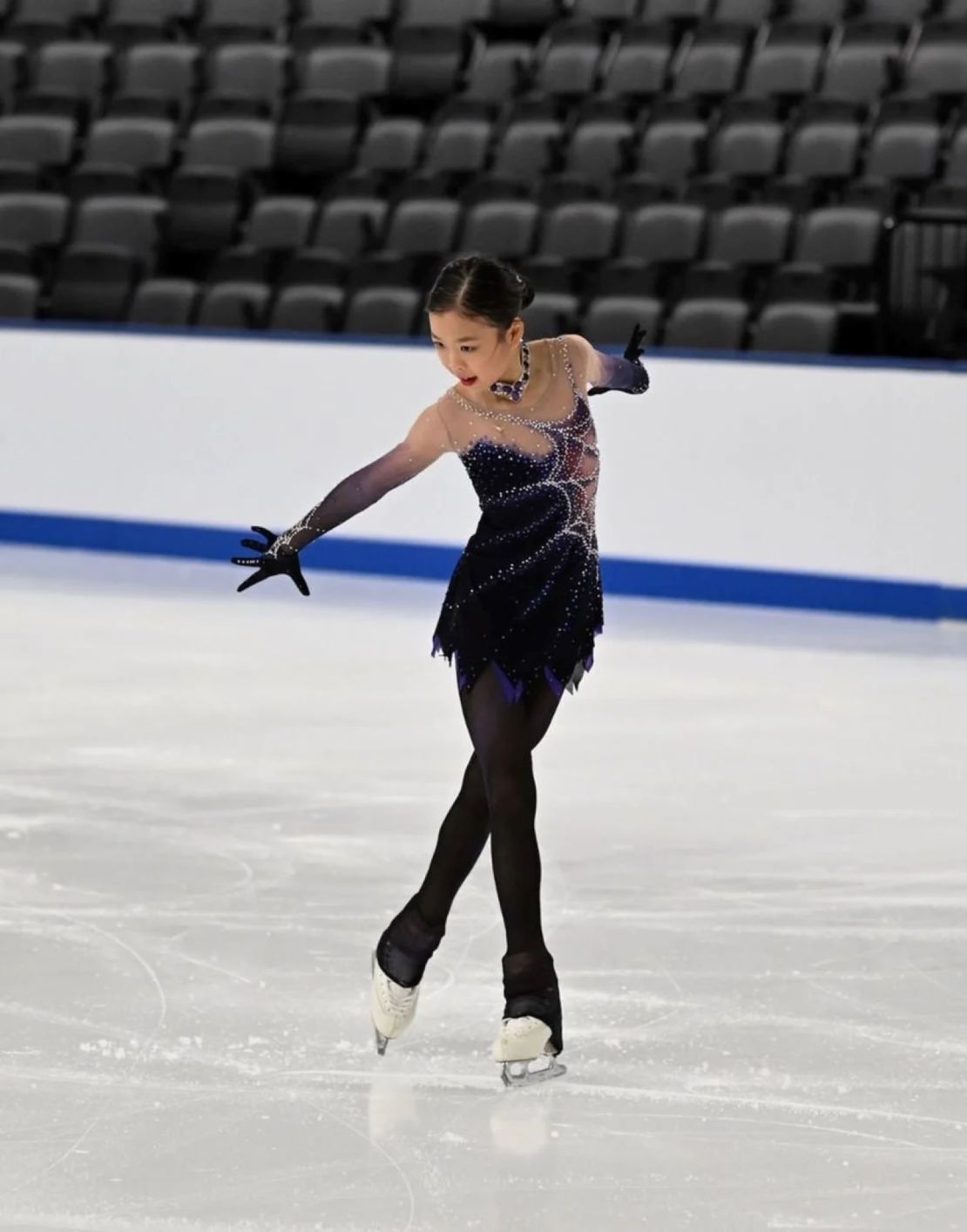 El Skating Club of Boston identificó a la patinadora artística Jinna Han como una de las víctimas del accidente aéreo en Washington. Su madre también murió en el incidente.