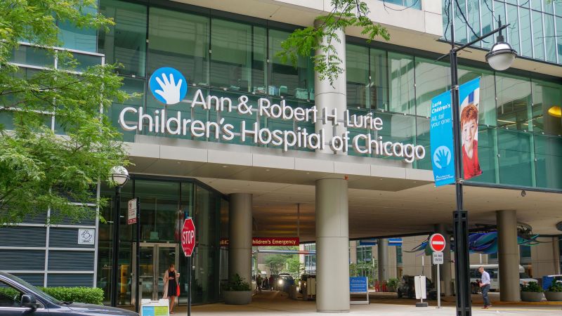 Детска болница в Чикаго все още се опитва да възстанови