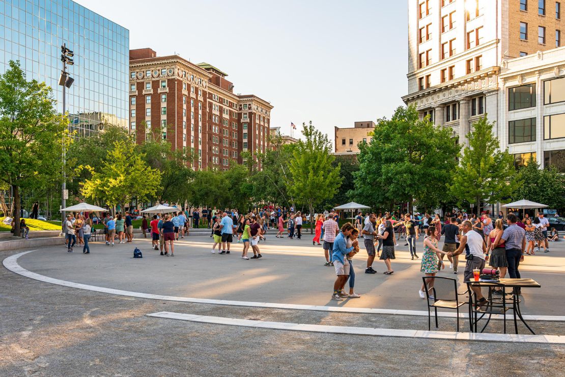 Downtown Grand Rapids is walkable with easy access to museums and local events.