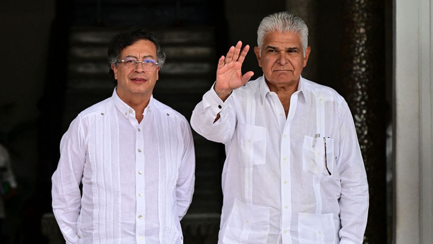 El presidente de Colombia, Gustavo Petro, y el presidente de Panamá, José Raúl Mulino.