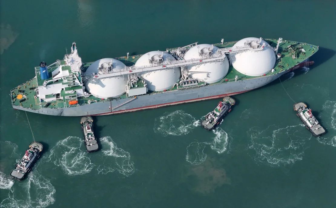 Un petrolero que transportaba gas natural licuado llegó a un puerto de la provincia oriental china de Shandong el mes pasado.