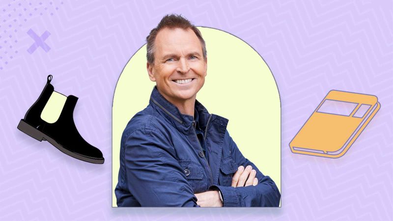 The essentials list: ‘The Amazing Race’ host Phil Keoghan shares his travel must-haves | CNN Underscored
