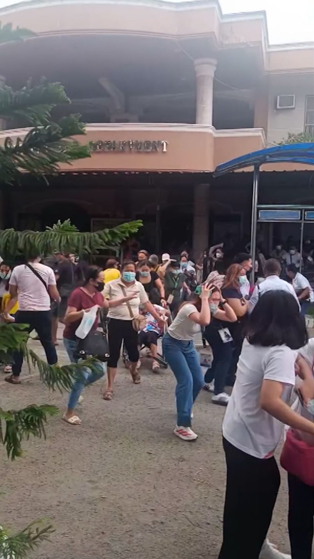 philippines quake vrtc.jpg