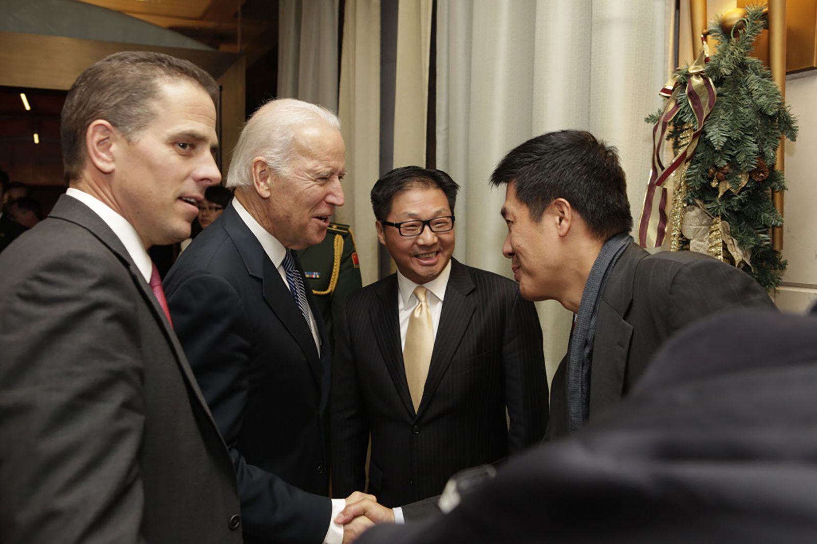 Newly released pictures show Joe Biden meeting Hunter Biden's Chinese business partners | CNN Politics