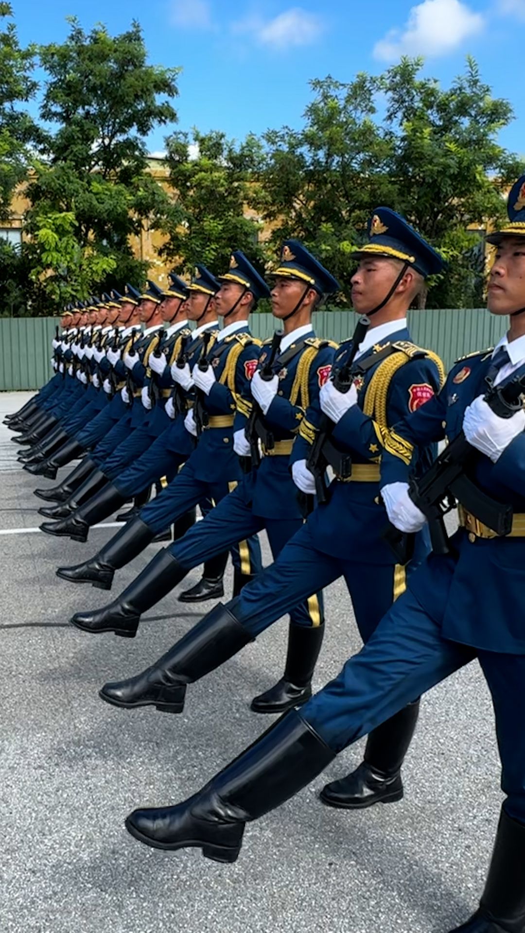 PLA parade vrtc 2.jpg