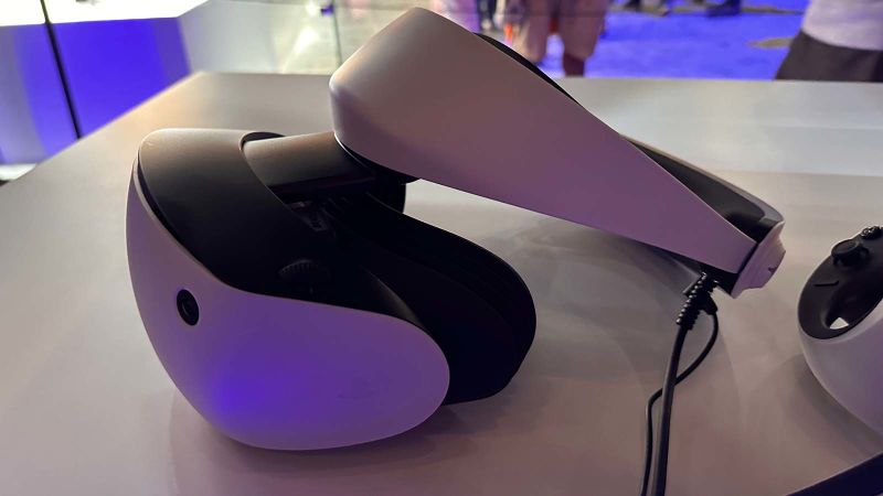 CES 2023: What it's like trying out the PlayStation VR 2 | CNN 