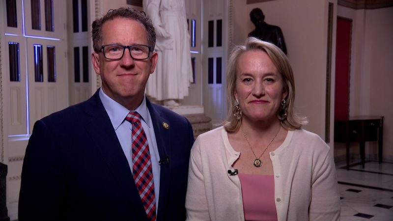 cnn.com - Camila Moreno-Lizarazo - New bill aims to ban lawmakers from prediction markets | CNN Politics