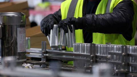 Los economistas esperaban que la inflación mayorista se desacelerara en abril, con el Índice de Precios al Productor (IPP) desacelerándose a una tasa anual del 2,4 %.