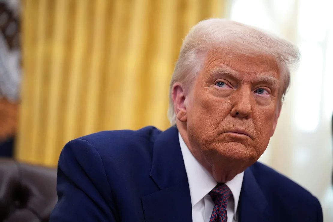 El presidente de Estados Unidos, Donald Trump, retratado aquí en la Oficina Oval de la Casa Blanca, ha hecho de los aranceles una piedra angular de su política económica.
