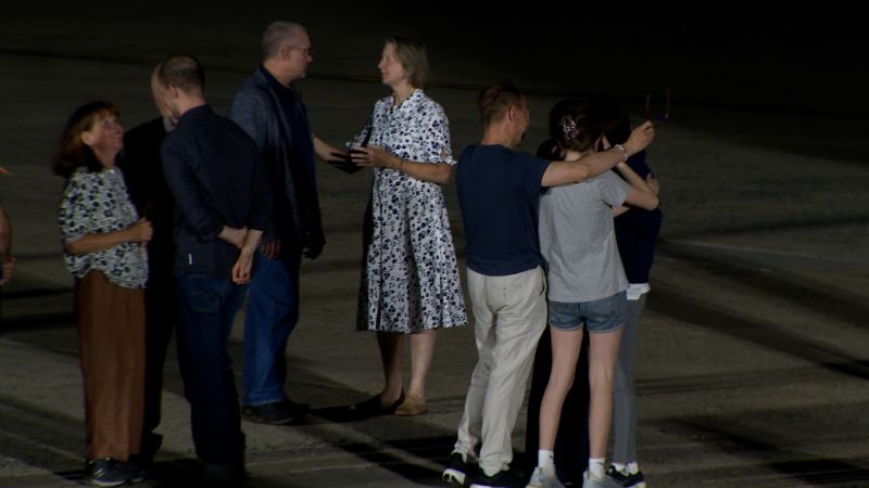 prisoners-freed.jpg?c=16x9&q=