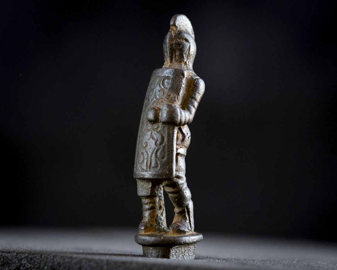 The gladiator depicted appears to be left-handed -- considered unlucky in ancient Rome.