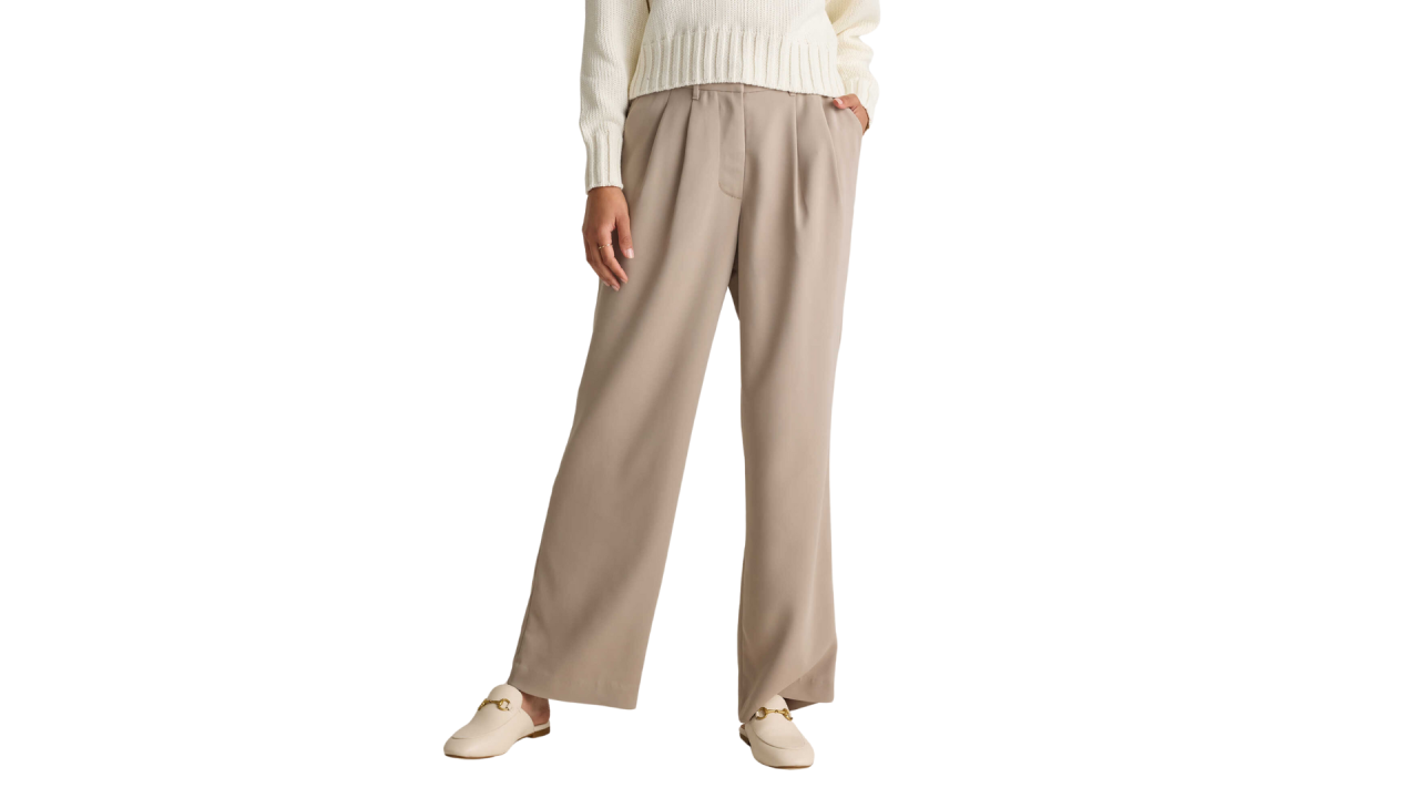 Quince Stretch Crepe Pleated Wide Leg Pants.png