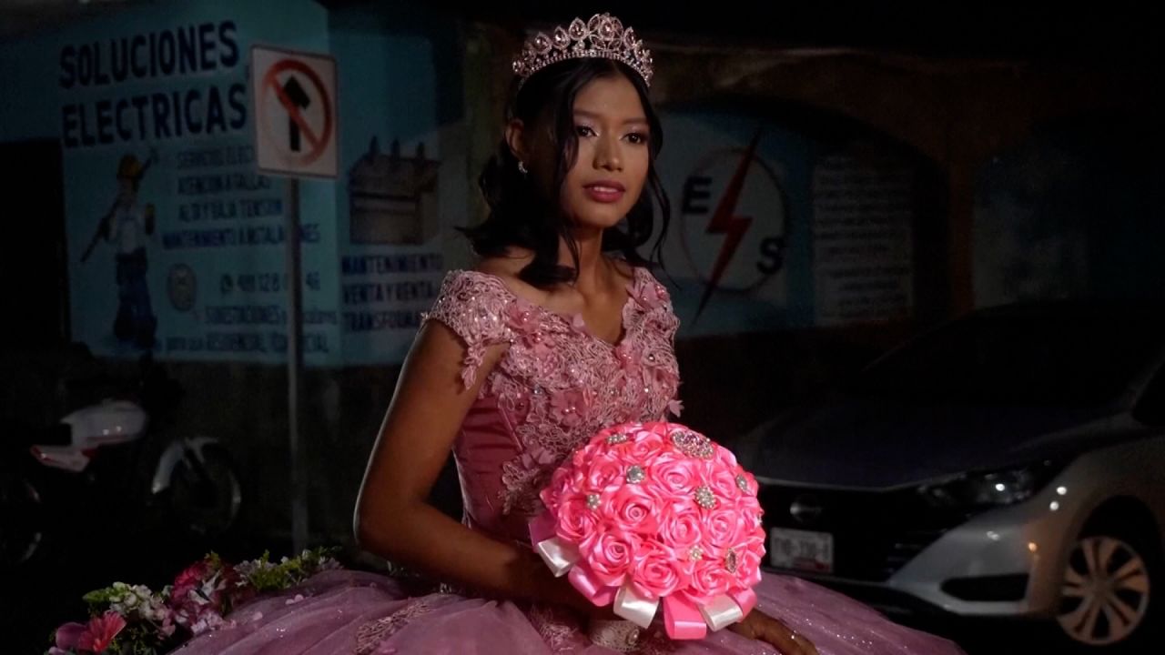 Quinceañera 1.jpg