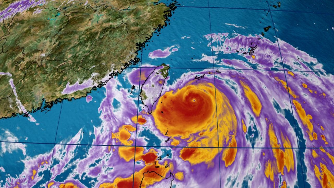 Typhoon Gaemi (Carina) hits Taiwan, menaces Philippines and China with ...