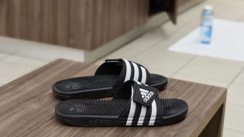 17 Best Slides for Men in 2023: Stylish Sandals From Adidas, Gucci, and  Nike | GQ