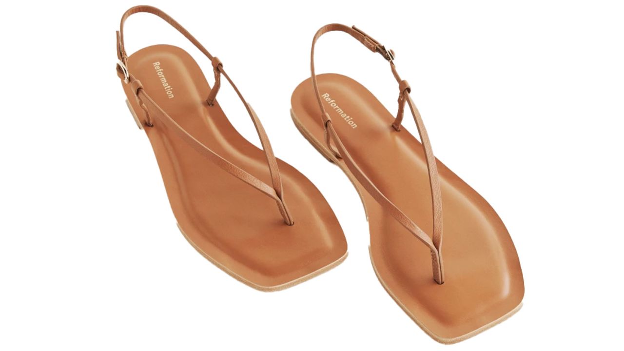 Reformation Vincenza Thong Sandal