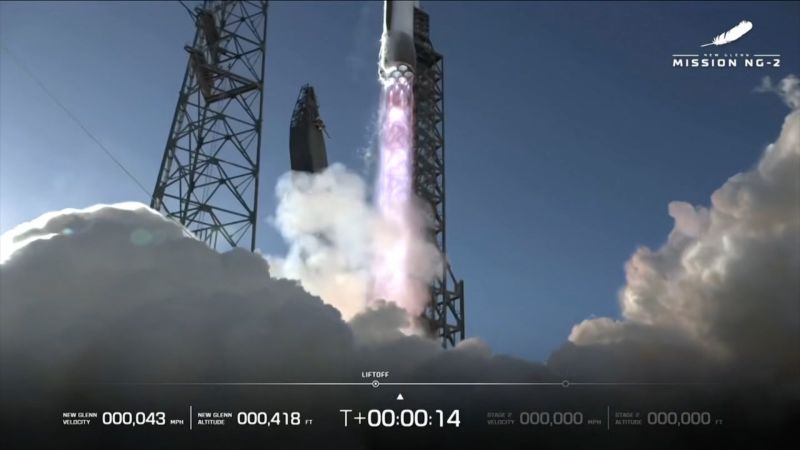 
                            Bezos’ Blue Origin launches landmark Mars mission | CNN